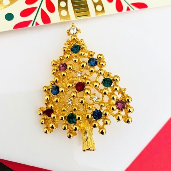 Vintage Jewelry - Vintage Gold Tone Christmas Holiday Tree Multicolored Crystals